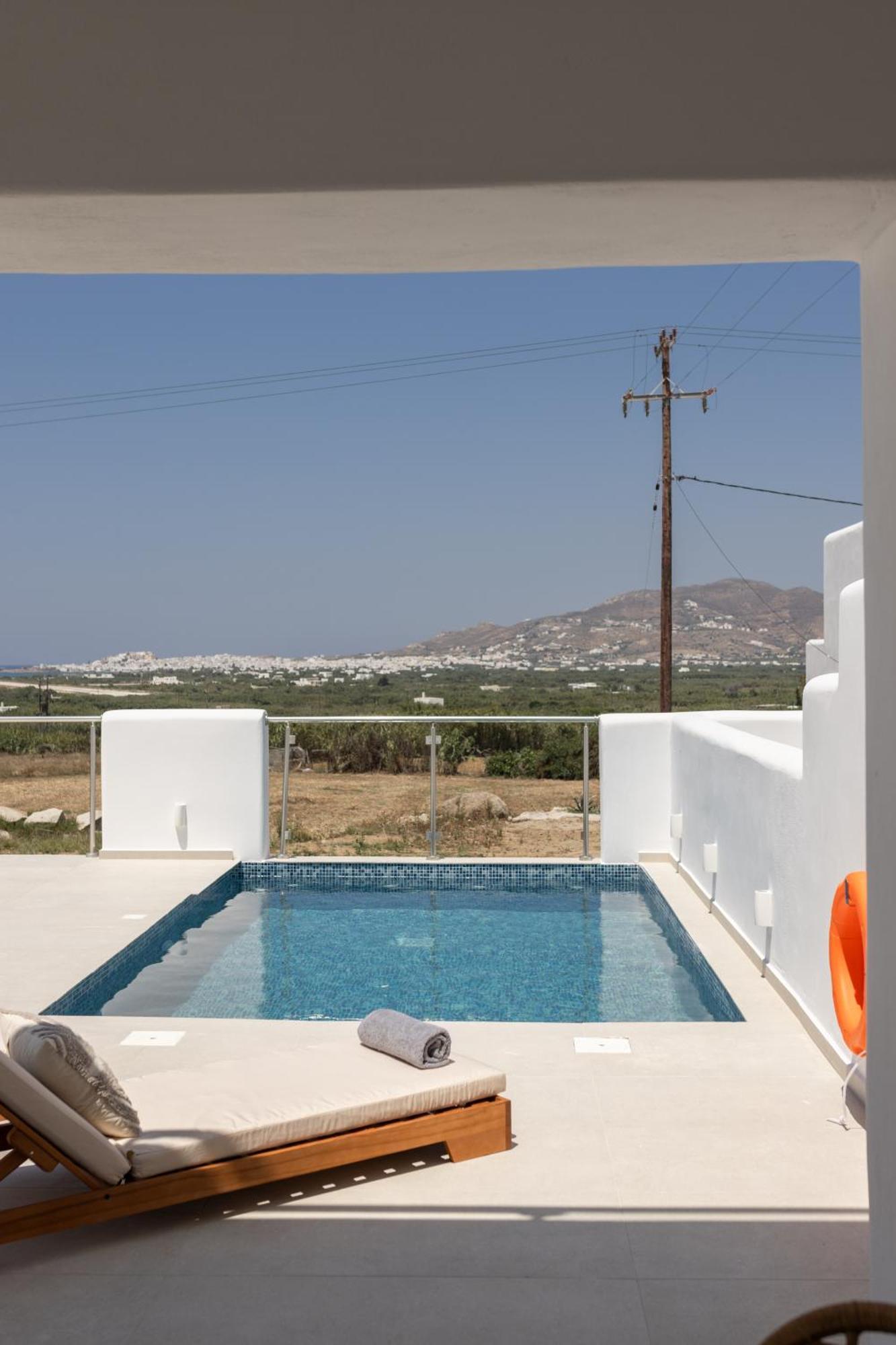 Aeron Villas And Suites Naxos Agia Anna  Luaran gambar